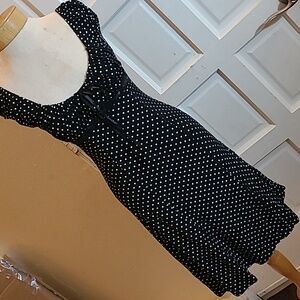 Polka-dot dress / black&white/ size S/M stretch confortable